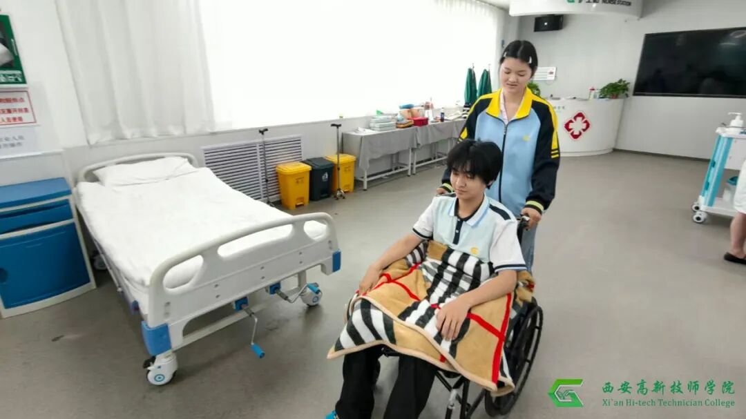 西安高新技师学院师承制班级学期总结