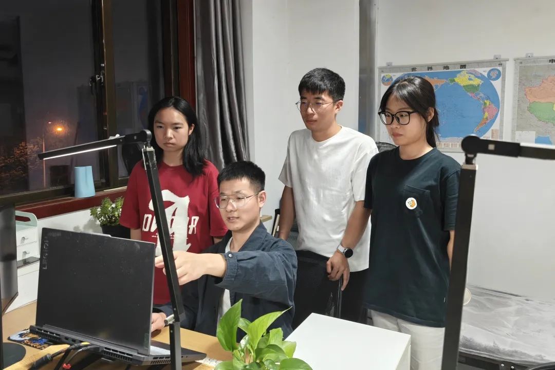 祝贺!西京学院师生在2025年美国大学生数学建模竞赛中首获F奖(国际特等奖提名) 祝贺!西京学院师生在2025年美国大学生数学建模竞赛中首获F奖(国际特等奖提名)
