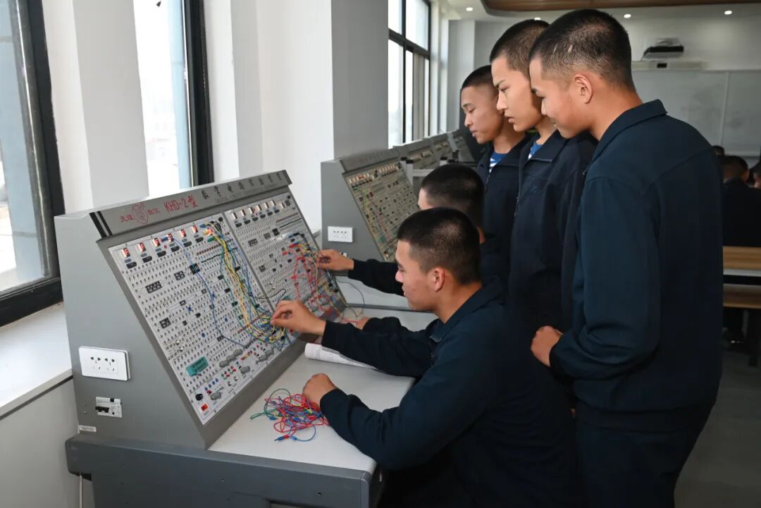 计划招生410人!提前批次!西安航空职业技术学院定向培养军士报考指南发布 计划招生410人!提前批次!西安航空职业技术学院定向培养军士报考指南发布