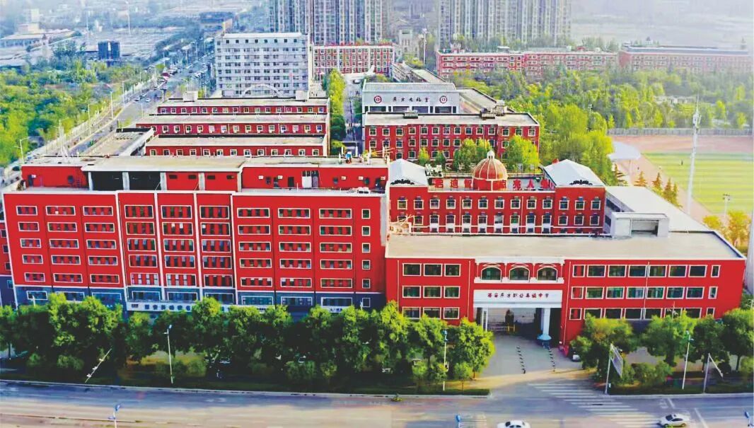 西安东方职业高级中学+超竞教育 达成战略合作!共建西安东方超竞学院! 西安东方职业高级中学+超竞教育 达成战略合作!共建西安东方超竞学院!