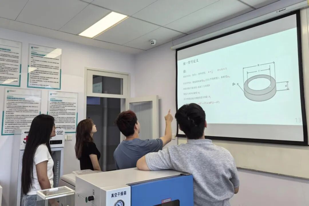 首次参赛就拿了一等奖!CUPT赛场背后的西安欧亚学院 首次参赛就拿了一等奖!CUPT赛场背后的西安欧亚学院
