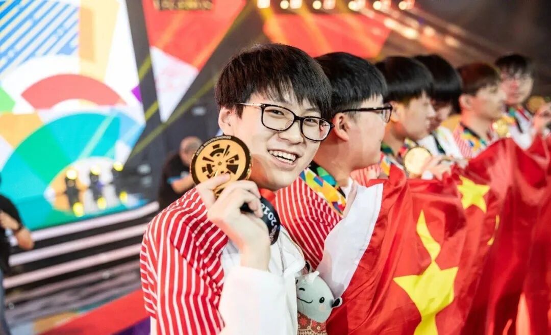 西安东方职业高级中学+超竞教育 达成战略合作!共建西安东方超竞学院! 西安东方职业高级中学+超竞教育 达成战略合作!共建西安东方超竞学院!