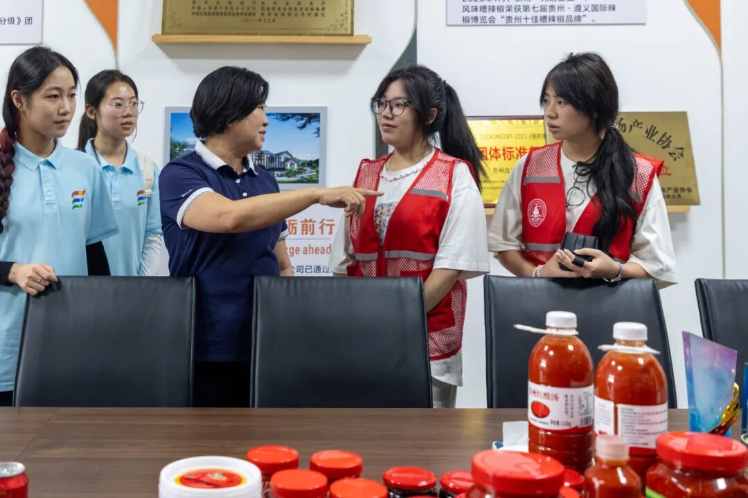 实践育人|寻遵义初心 传长征薪火,西安明德理工学院学子踏赴红色黔北践行青春使命 实践育人|寻遵义初心 传长征薪火,西安明德理工学院学子踏赴红色黔北践行青春使命