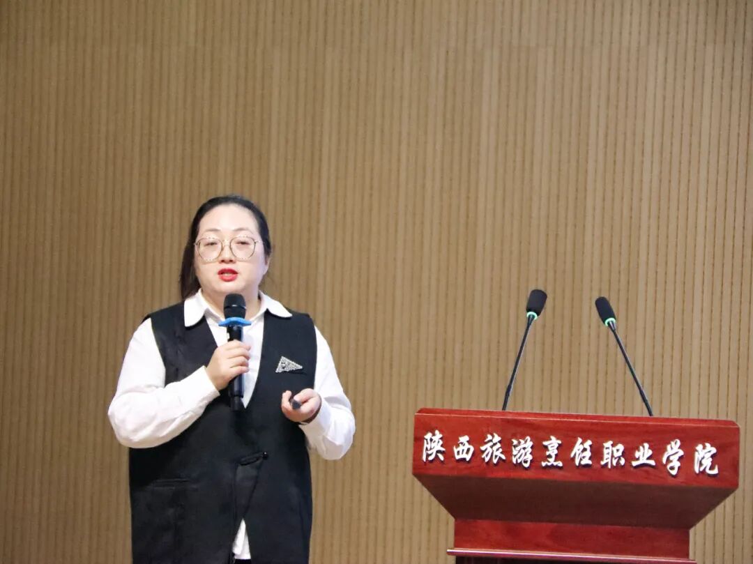 韩中青年联盟副秘书长张凤杰分享《韩国双元制项目汇报》 韩中青年联盟副秘书长张凤杰分享《韩国双元制项目汇报》