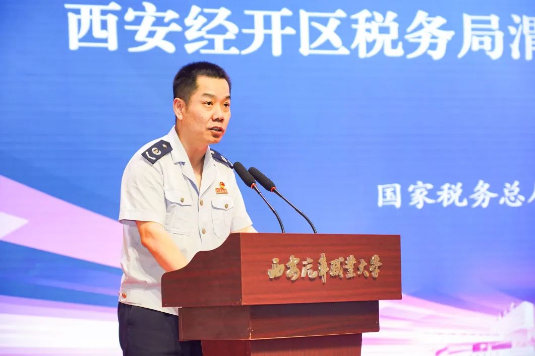 西安汽车职业大学与西安经济技术开发区税务局签署校地战略合作协议暨揭牌仪式隆重举行 西安汽车职业大学与西安经济技术开发区税务局签署校地战略合作协议暨揭牌仪式隆重举行