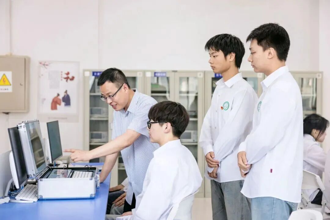 2026高职(专科)报考通道已开!西安科技大学高新学院报考攻略抢先看 2026高职(专科)报考通道已开!西安科技大学高新学院报考攻略抢先看