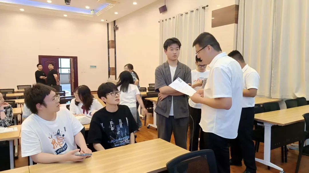 西京学院研究生处与温宿县开展“招才引智”专场活动 西京学院研究生处与温宿县开展“招才引智”专场活动