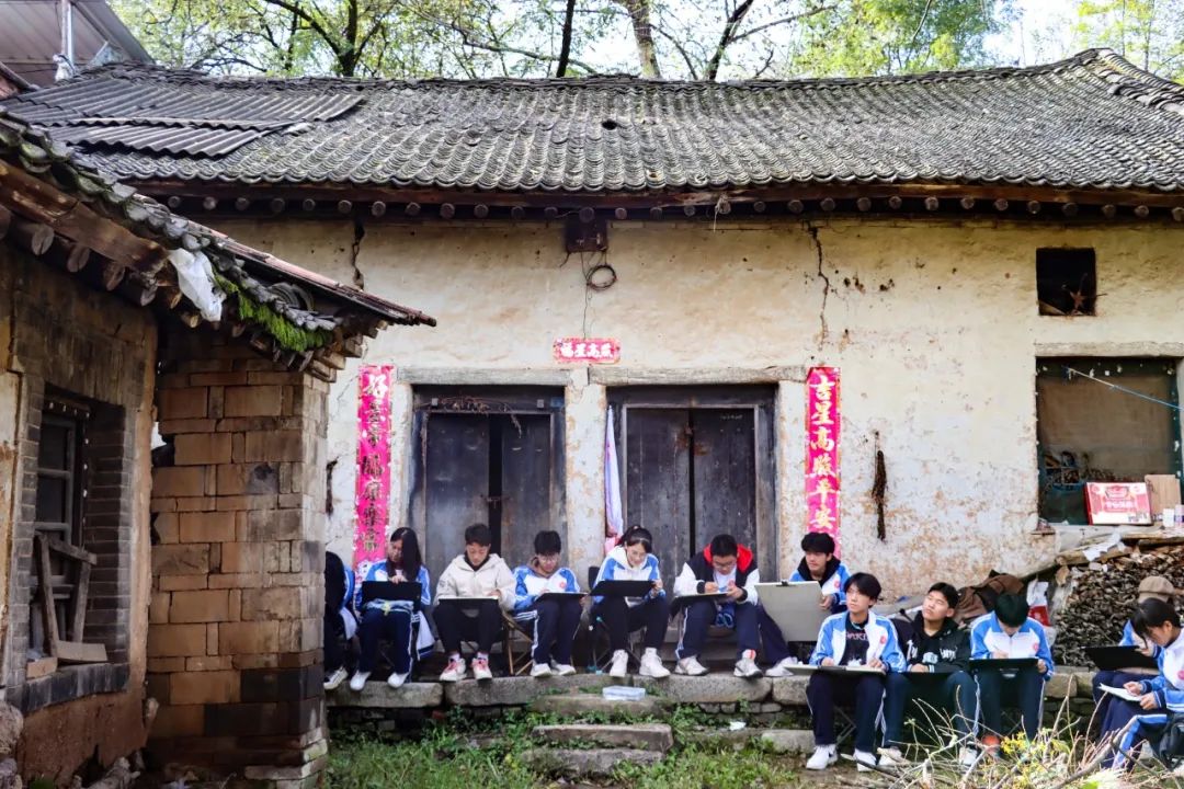 西安东方美术综合职业高中2025年招生公告 西安东方美术综合职业高中2025年招生公告