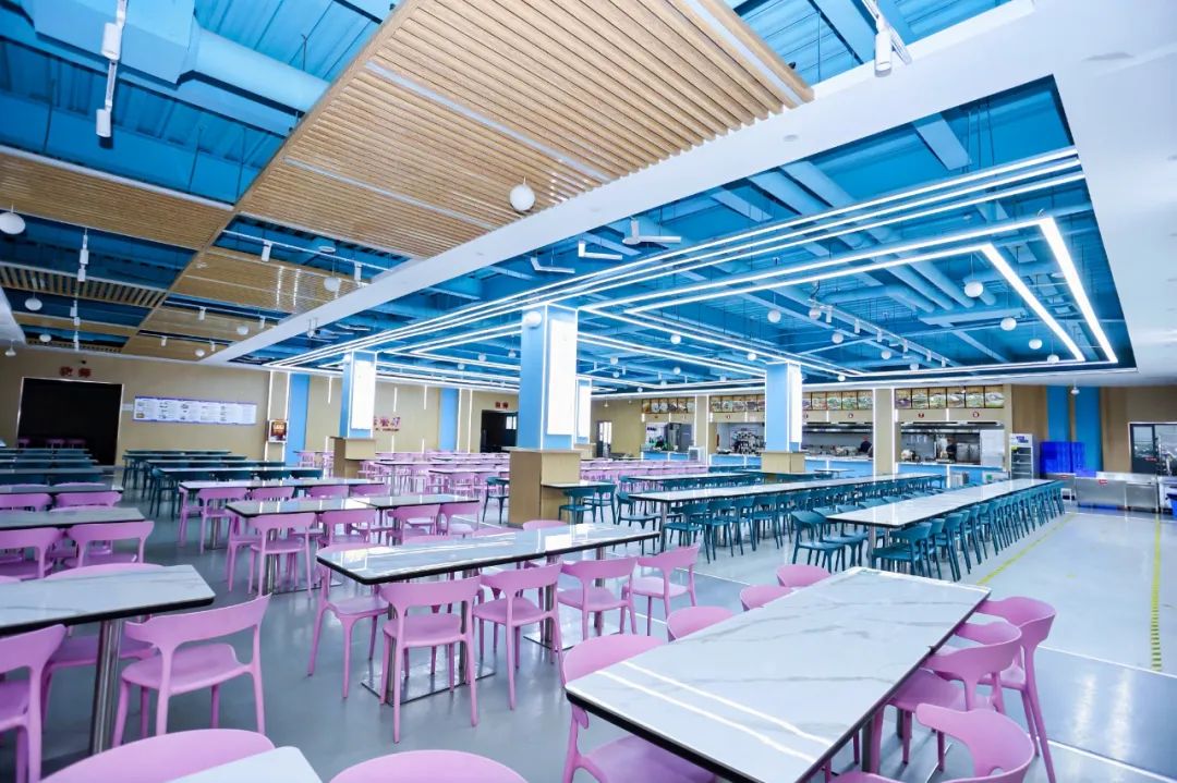 筑牢安全防线,守护美好"食"光 | 西安东方职业高级中学召开校园食品安全会 筑牢安全防线,守护美好"食"光 | 西安东方职业高级中学召开校园食品安全会