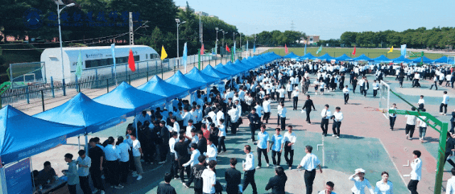 在西安铁道技师学院,读懂技能教育的另一种可能 在西安铁道技师学院,读懂技能教育的另一种可能