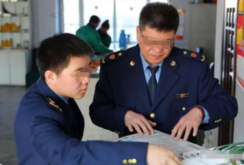 公务员的奖金被喊停，铁饭碗或把不铁，老师也不淡定了2.png