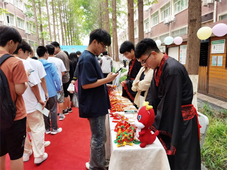 喜报!西京学院荣获全国高校“一站式”学生社区综合管理模式建设A级单位 喜报!西京学院荣获全国高校“一站式”学生社区综合管理模式建设A级单位