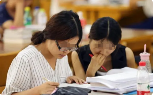 教育部发布信息，2023年学生即将迎来不好的消息，上大学工作压力很有可能提升1.png