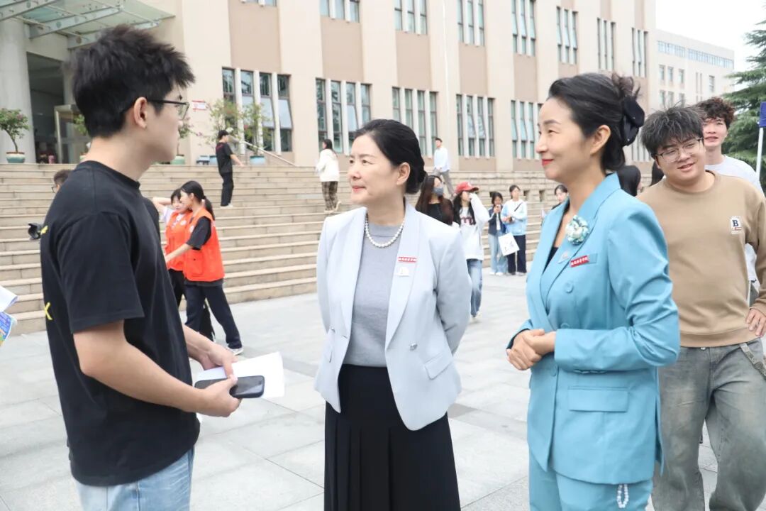 西安培华学院 2026 秋季综合双选会暨第十届 “蒲公英” 生涯体验节圆满落幕