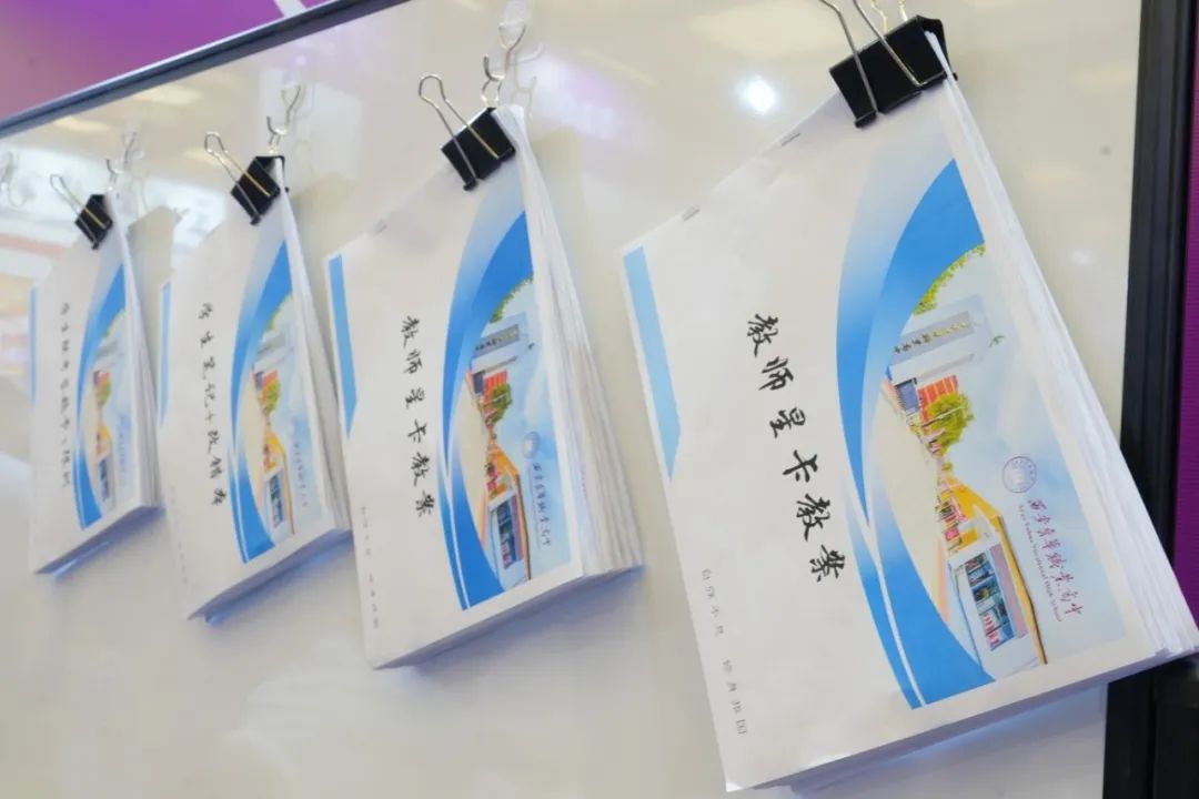 火速围观 | 西安育华职业高中中招会首日火爆现场正在进行时