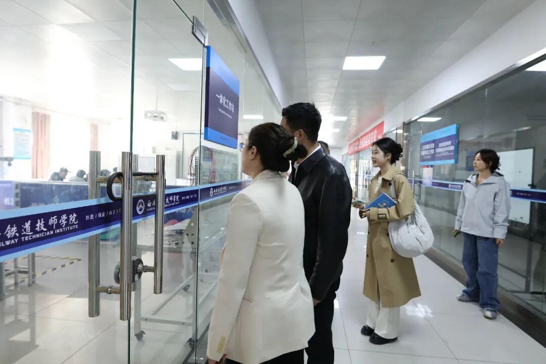 官宣！格力电器（武汉）有限公司与西安铁道技师学院成功签约