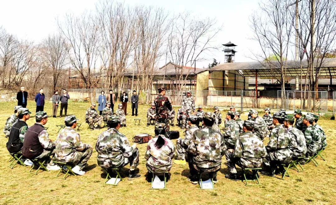 中国东方教育集团研究院赴陕西精工数码技术学校参观交流