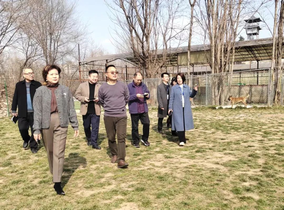 中国东方教育集团研究院赴陕西精工数码技术学校参观交流