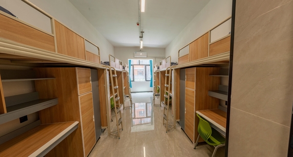 西安明德理工学院宿舍.jpg