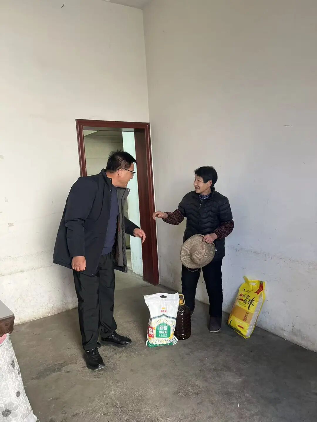 西安海棠职业学院深入平利县开展“双百工程”精准帮扶活动