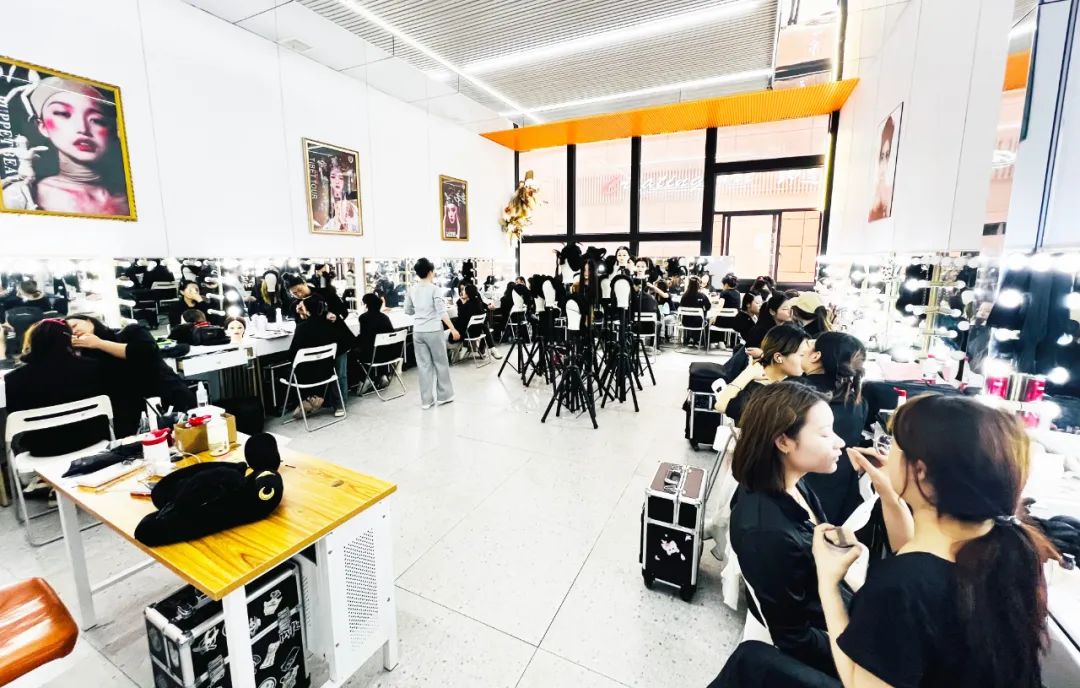 西安康博尔艺术技师学院期中考试 || 以“真考真练”锻造新时代技能人才