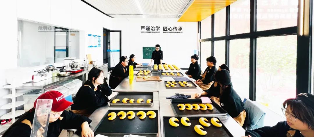 西安康博尔艺术技师学院期中考试 || 以“真考真练”锻造新时代技能人才