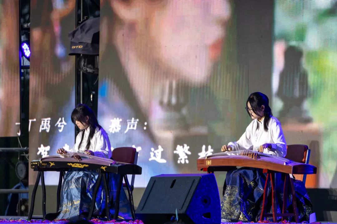 高燃！璀璨！西安现代综合职业高中2025届毕业晚会封神之夜！