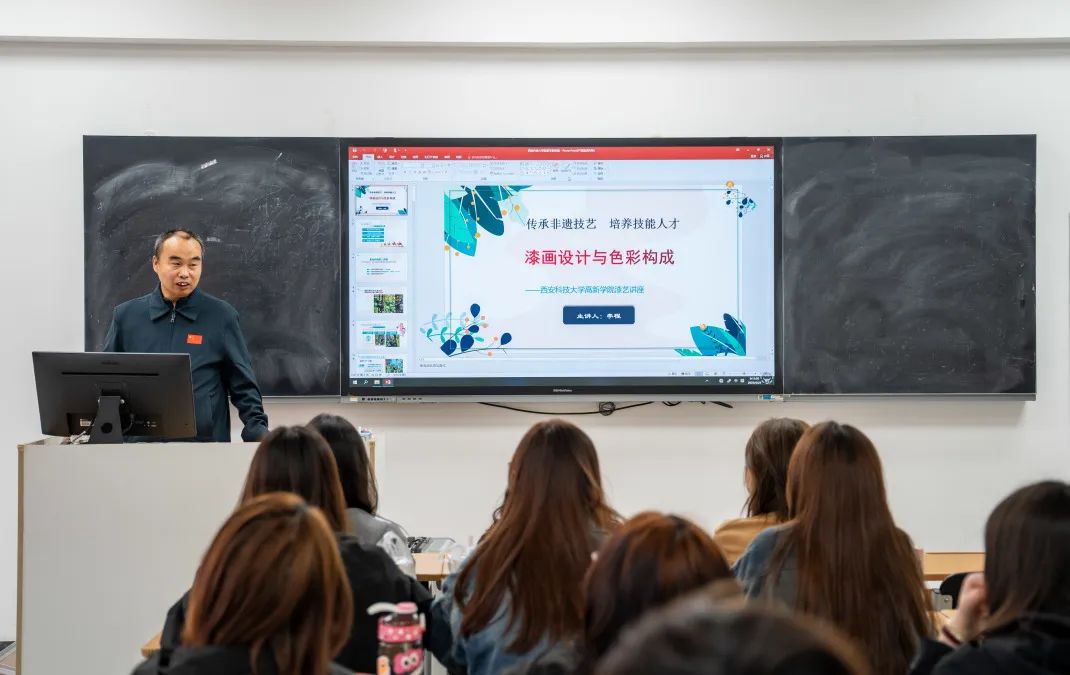 喜报|西安科技大学高新学院教师李程获"全国劳动模范"荣誉称号！