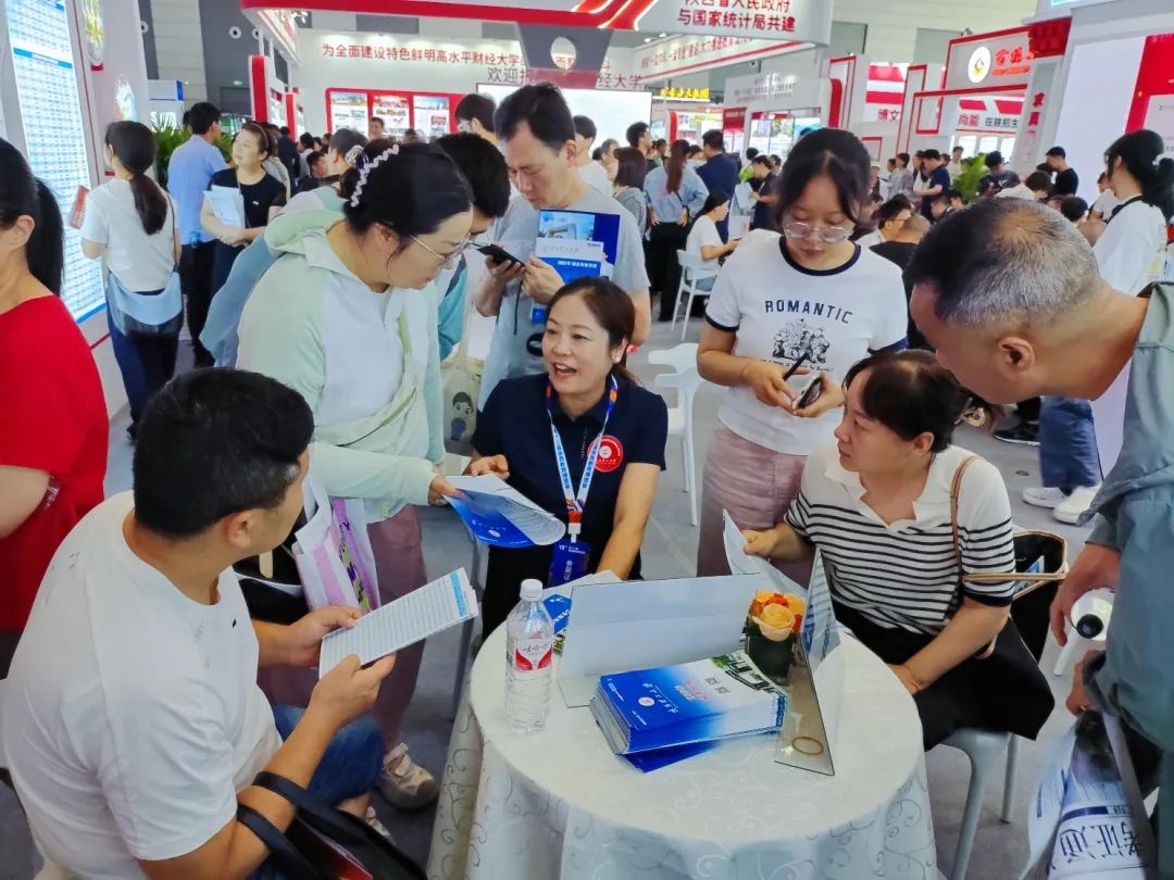 第十三届陕西教育博览会开幕:“四展示两活动”备受关注