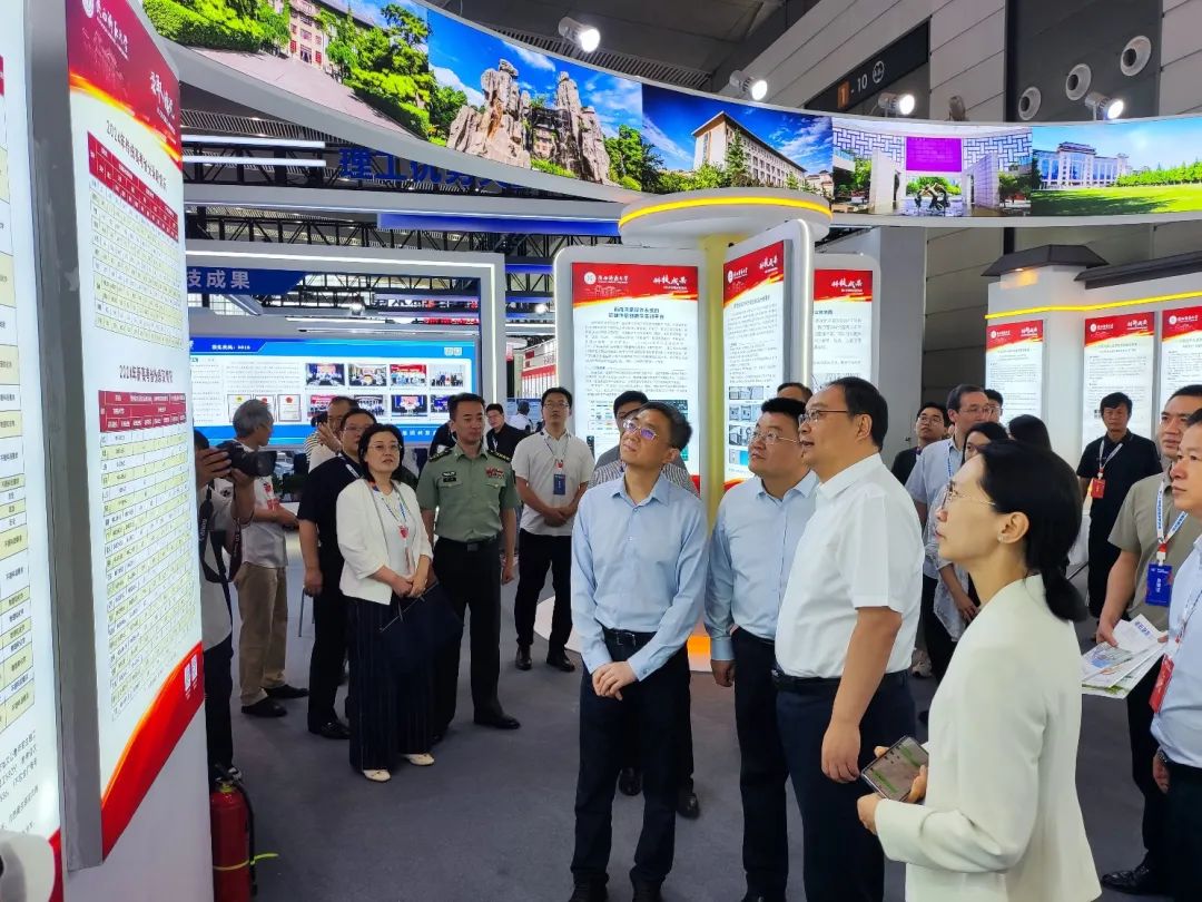 第十三届陕西教育博览会开幕:“四展示两活动”备受关注