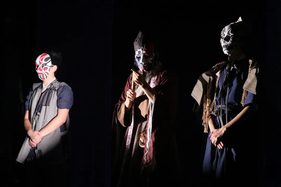 陕西服装工程学院师生共创独幕剧《惜鹤》亮相上海国际艺术节