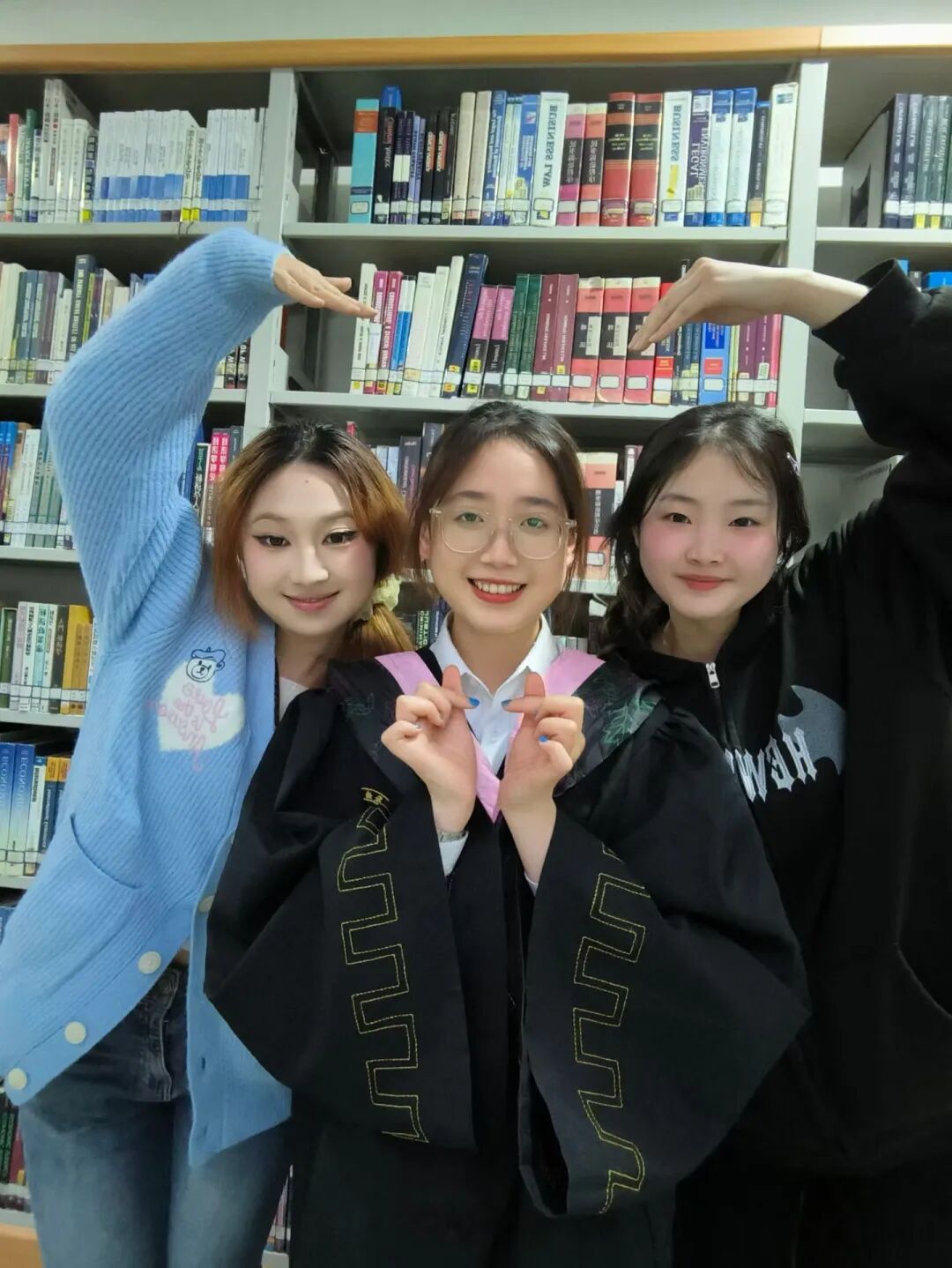 借阅榜第1名，上岸“双一流”！没错！又是西安培华学院学子