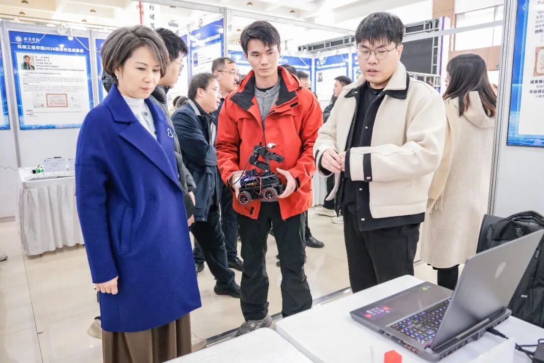 西京学院2026届硕士研究生毕业成果展开幕