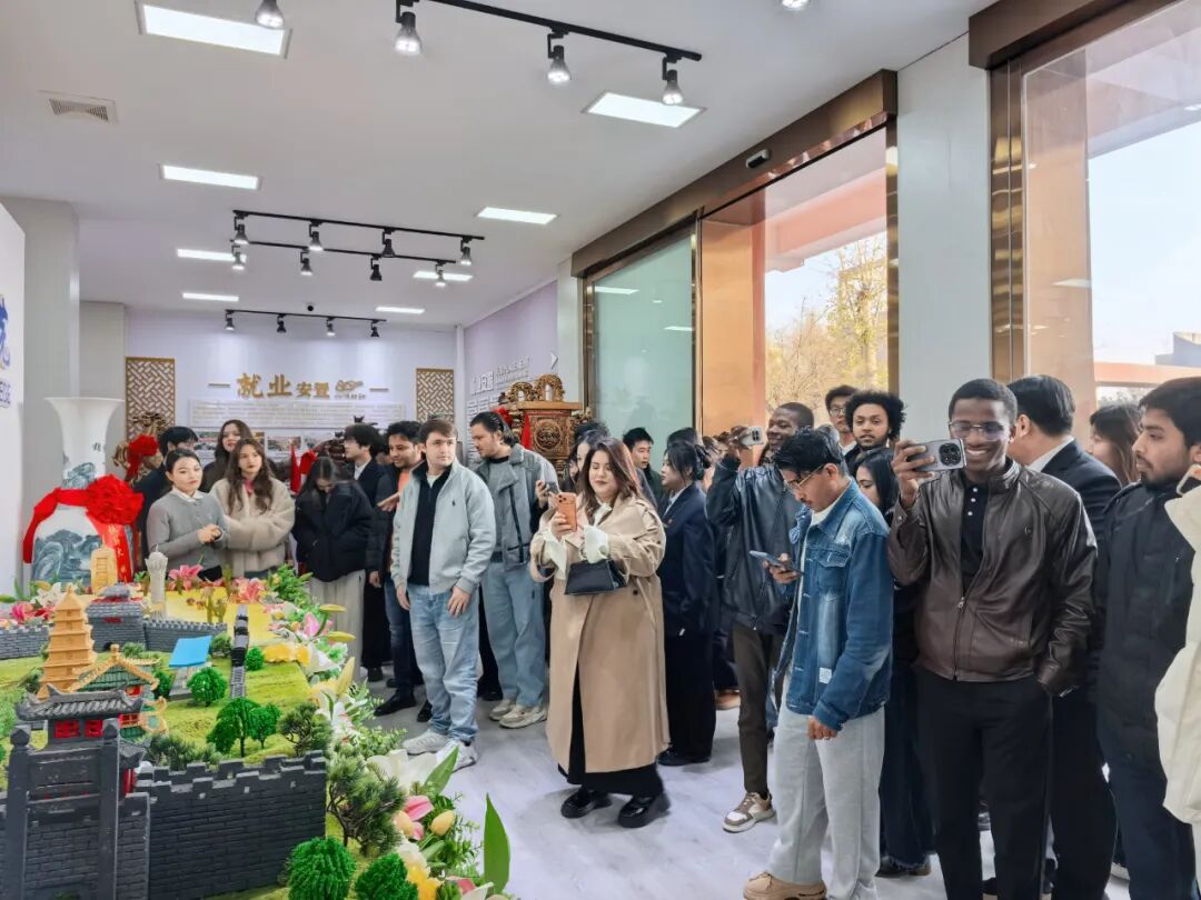 “品味中国·思路食韵”美食文化体验活动在陕西旅游烹饪职业学院成功举办