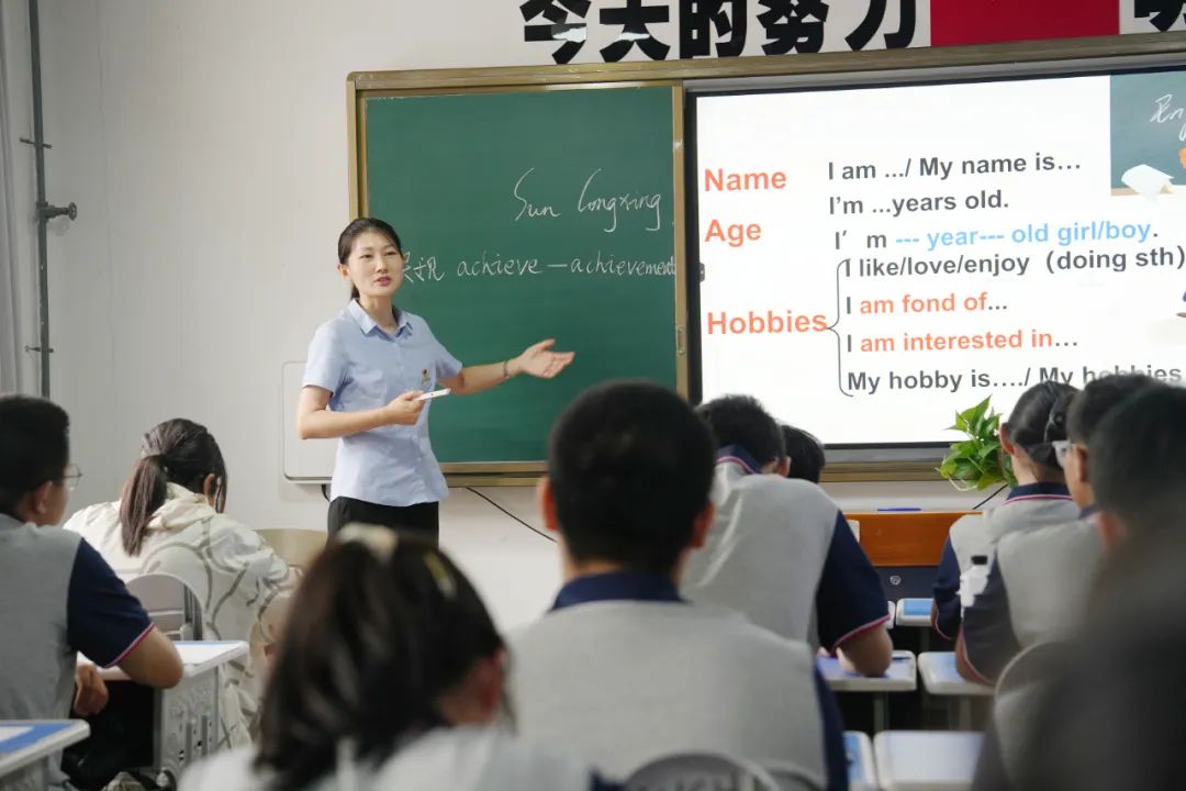 西安博雅艺术职业高中市级技能大赛创佳绩，文化课教学助力学生全面发展