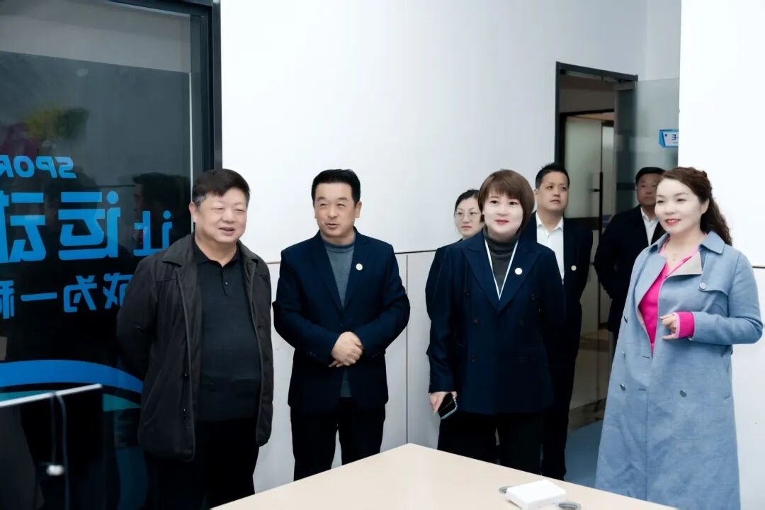 陕西省职业培训协会会长李长江一行调研西安弘雅易学技工学校