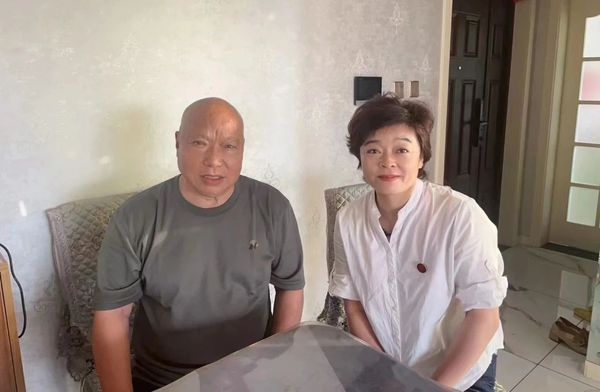 陕西旅游烹饪职业学院党委、工会开展离退休教职工端午节慰问活动2.jpg