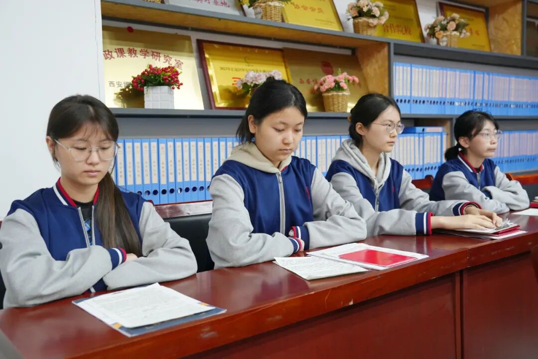 以国家之名褒奖卓越：西安博雅艺术职业高中2025年国家奖学金评议会圆满落幕