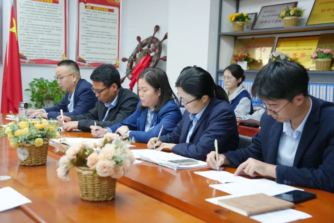 以国家之名褒奖卓越：西安博雅艺术职业高中2025年国家奖学金评议会圆满落幕