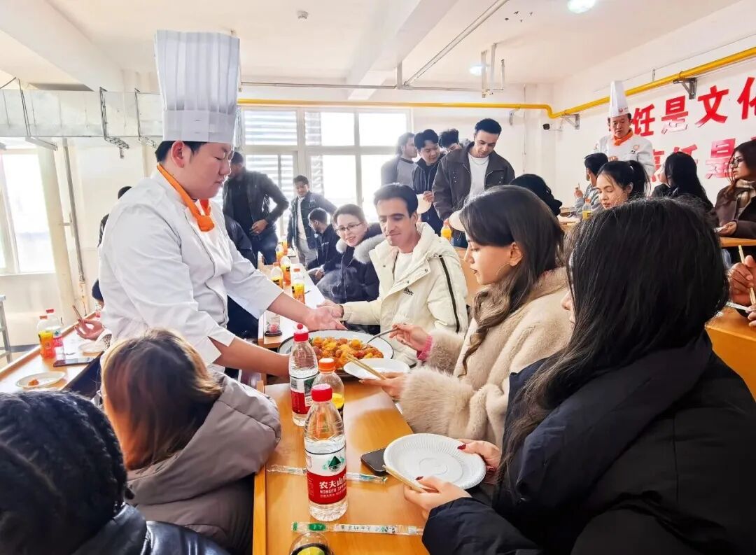 “品味中国·思路食韵”美食文化体验活动在陕西旅游烹饪职业学院成功举办