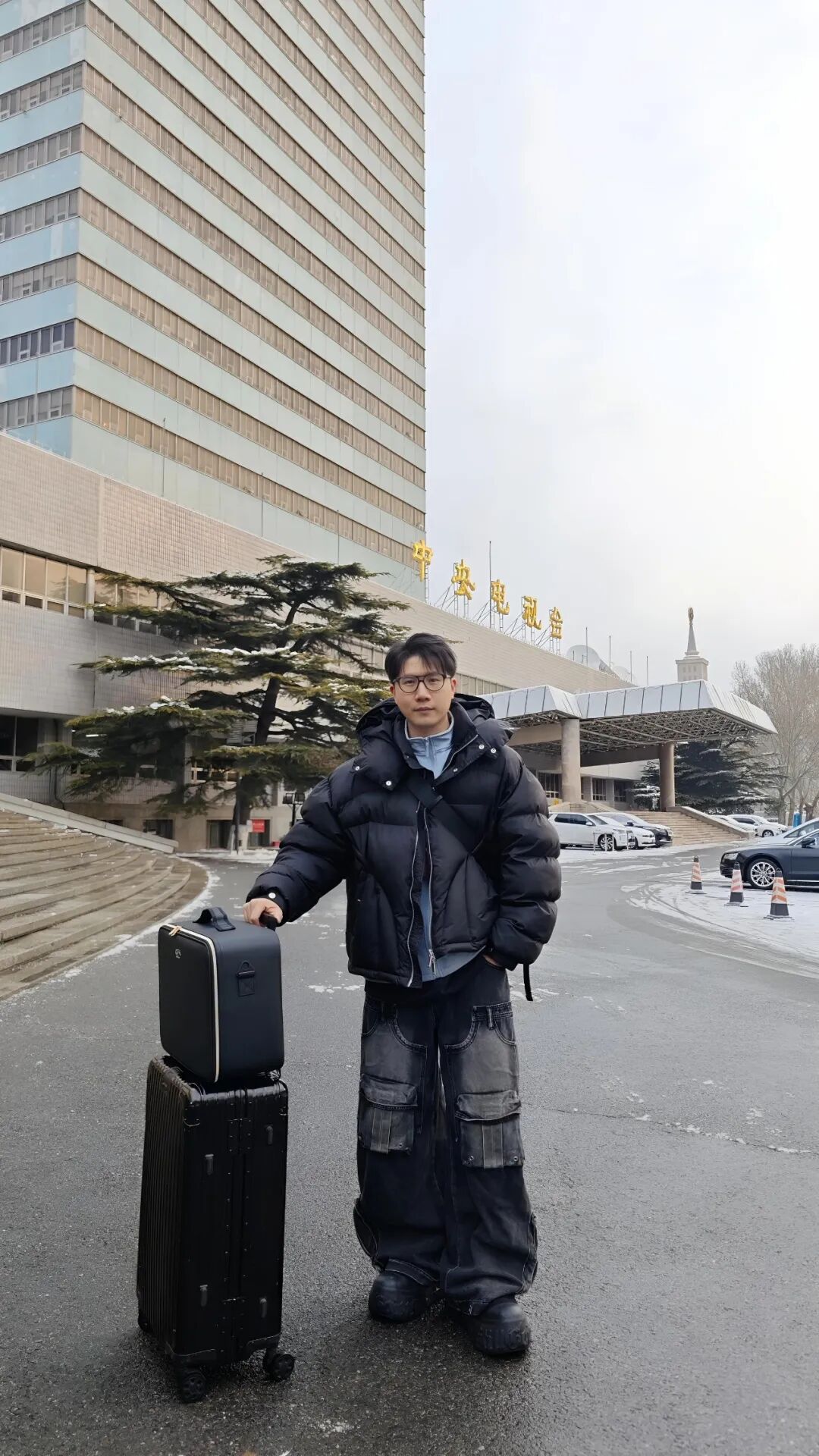 名师赋能｜三位行业专家受聘西安高新技师学院美容保健专业客座教授