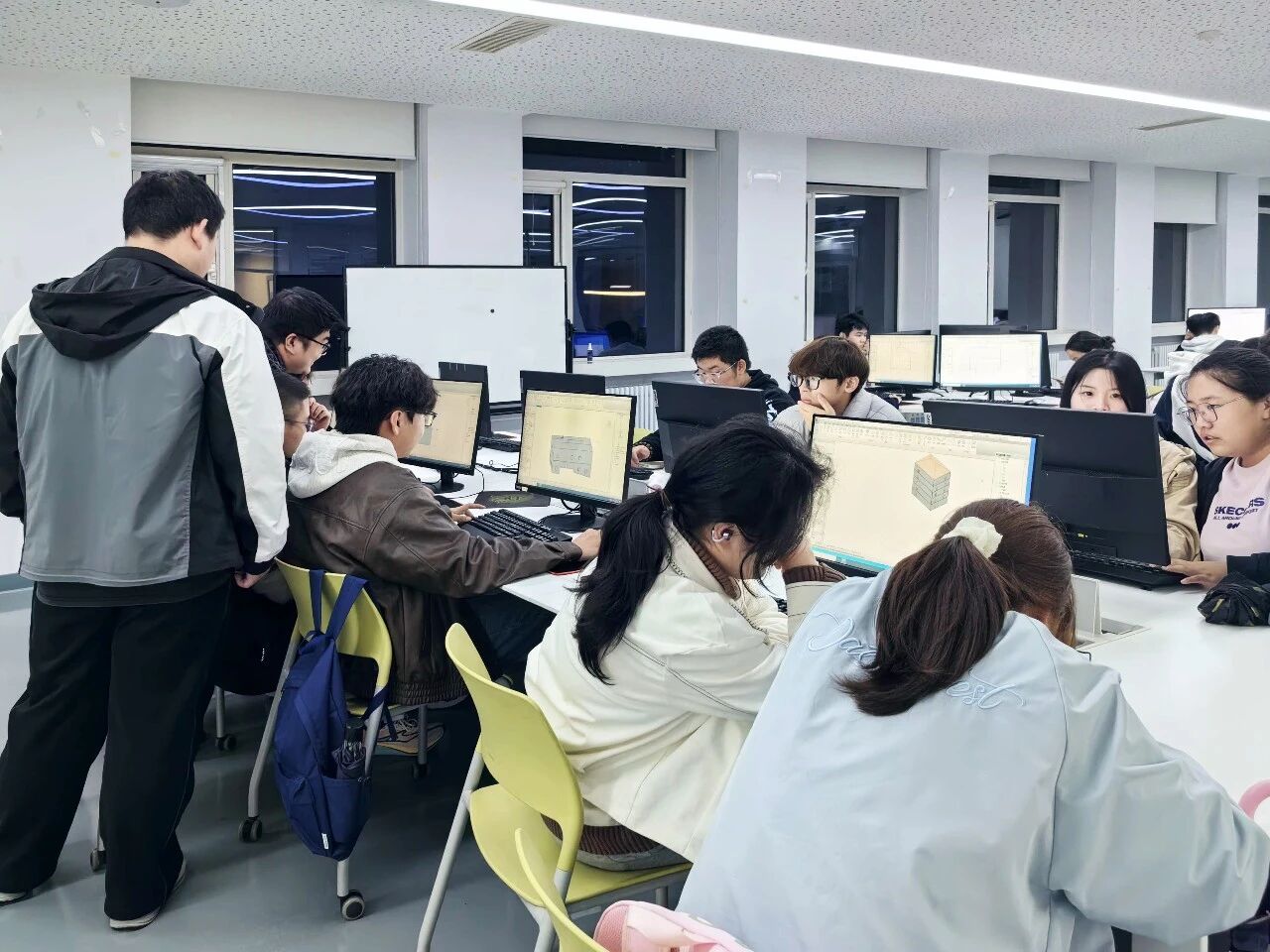 在西安欧亚学院，用一间工作室重新回答“什么是好的教学”