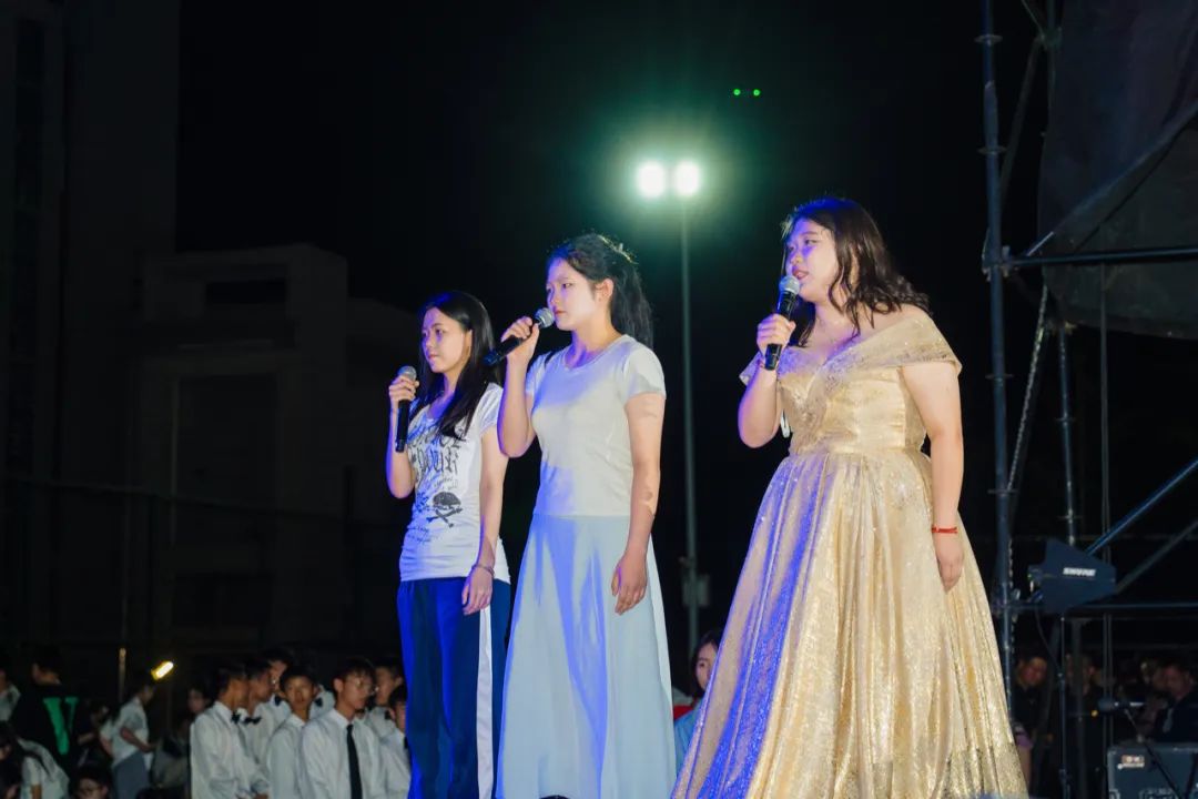 高燃！璀璨！西安现代综合职业高中2025届毕业晚会封神之夜！