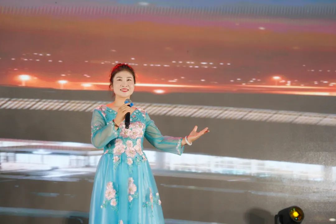 震撼！温暖！感动！青春！西安博雅艺术职业高中职教活动周展演暨2025届毕业晚会