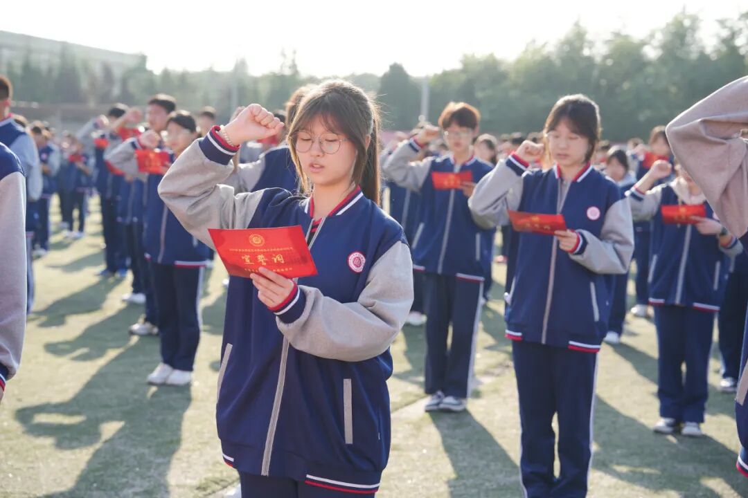 西安博雅艺术职业高中"导师制"启动！用传统拜师礼定格博雅教育初心