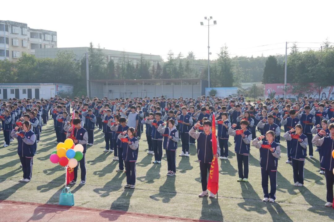 西安博雅艺术职业高中"导师制"启动！用传统拜师礼定格博雅教育初心