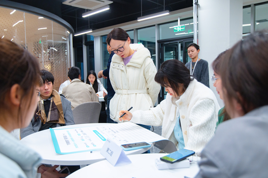 财商教育启动！西安欧亚学院为学生铺就财富素养基石