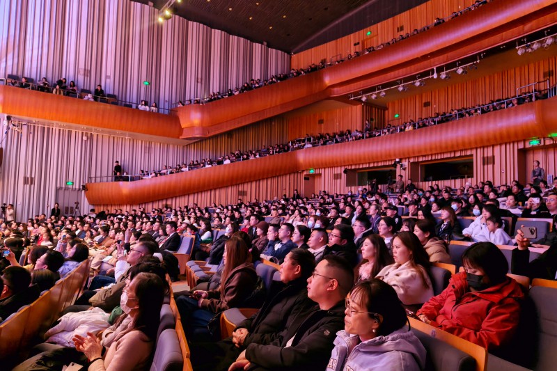 第7次唱响！西安欧亚学院2026新年音乐会在西安音乐厅举行