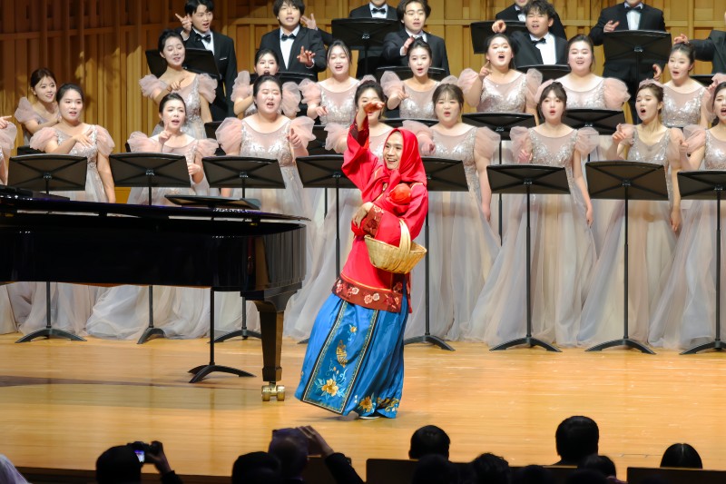 第7次唱响！西安欧亚学院2026新年音乐会在西安音乐厅举行