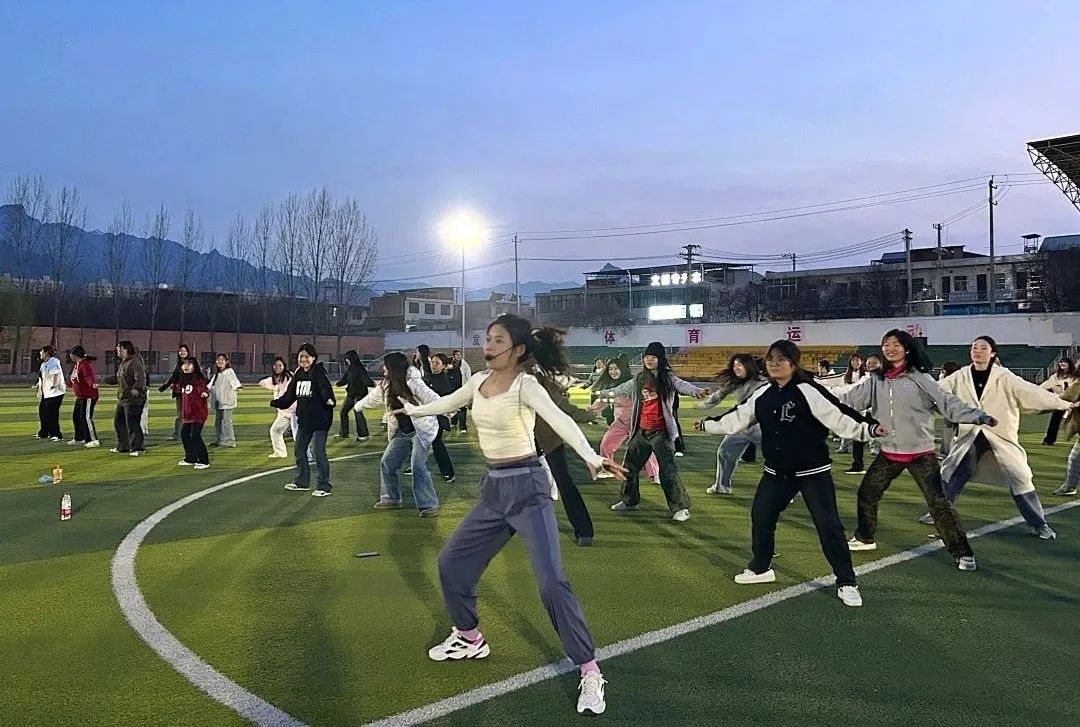 西安城市建设职业学院“体重管理年”校园行动，快来一起“阳光运动”！